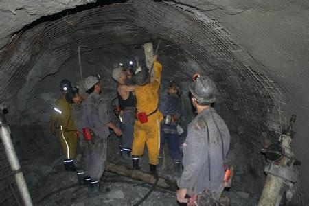 歙县工程爆破中的危险因素分析以及应对工程爆破危险的措施