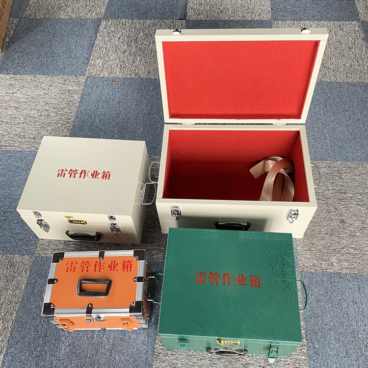 歙县爆破工程作业箱如何选择？玻璃钢与传统材质的全面对比